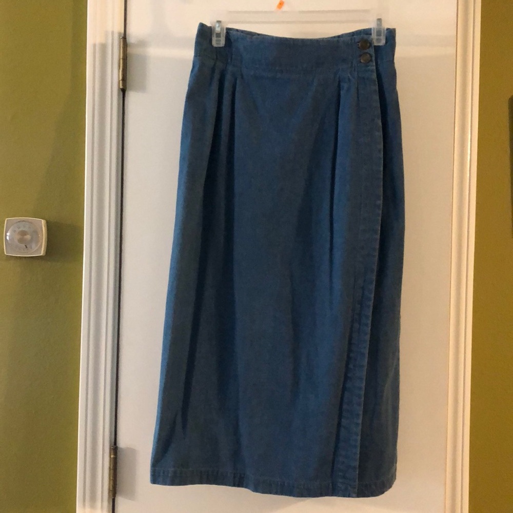 Westbound Petite Denim Skirt Size10.  Excellent condition.